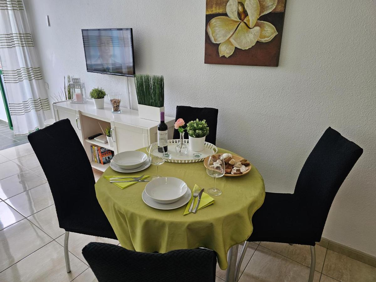 Casa Palmera 3 Only 150 Metres To The Beach, Heated Pool, Wifi, Sat-Tv, Balcony Arona  Ngoại thất bức ảnh